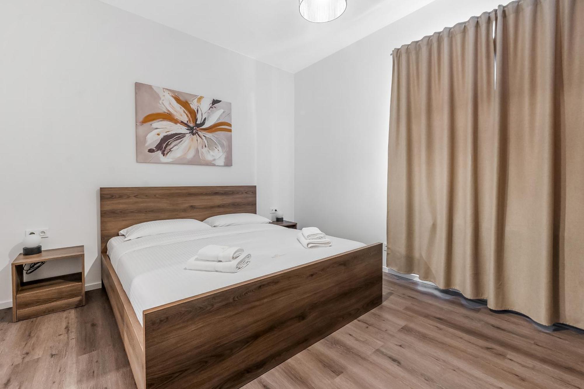 Double Room Private Bathroom