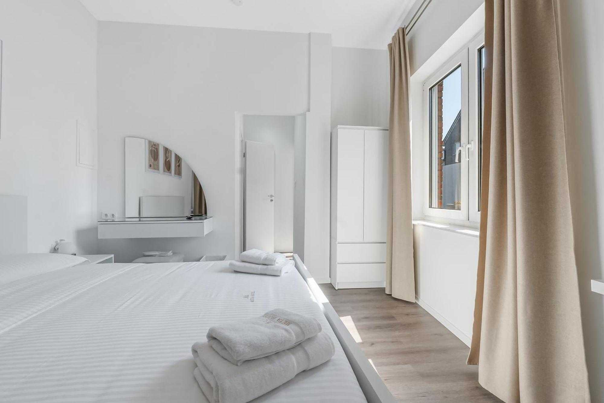 Double Room Private Bathroom